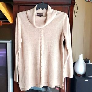 Dana Buchman Sweater